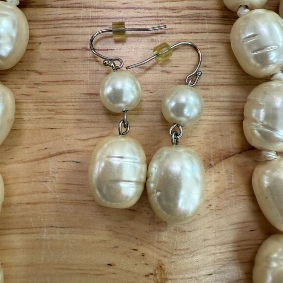 Chicos Vintage Faux Baroque Pearl Necklace & Earrings Set, Grandma Pearlcore - Picture 4 of 12
